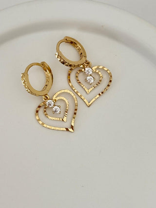 14K Gold Ezme Plaka Kalp Küpe