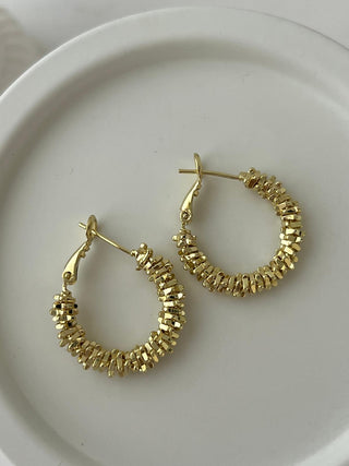 Gold Minimal Tırtıklı Halka Küpe