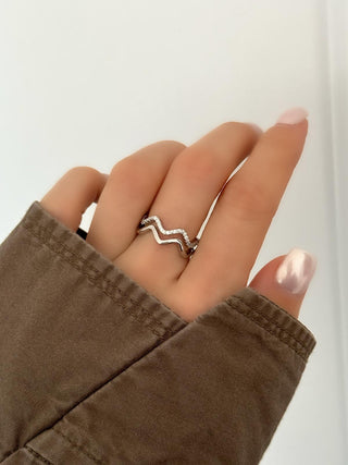 Silver Zigzag Desen Yarı Taşlı Yüzük