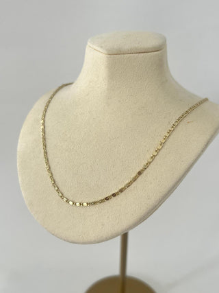 14K Gold İnce Form Ezme Desen Kolye