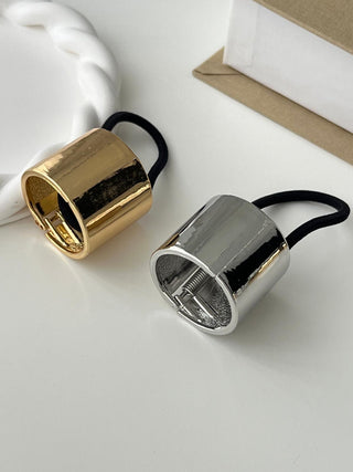 Oval Plaka Lastik At Kuyruğu Toka