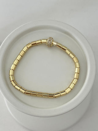 14K Gold Taş Detay Kesme Desen Esnek Form Bileklik