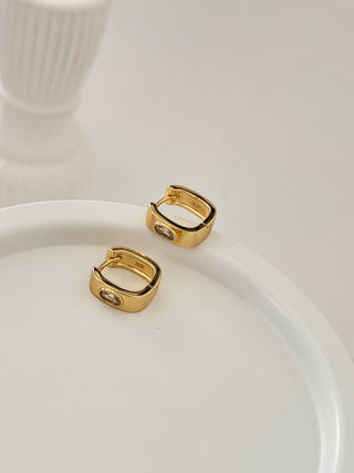 Gold Taş Detay Kare Halka Küpe