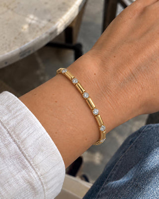 14K Gold Taş Detay Boru Desen Bileklik
