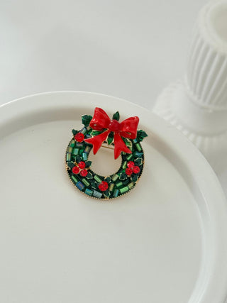 Yeşil Yeni Yıl Fiyonk Detay Çelenk Broş