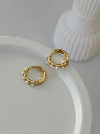 14K Gold Minimal İnci Halka Küpe