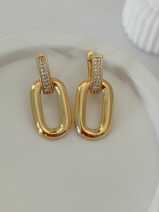 14K Gold Oval Desen Taş Detay Küpe