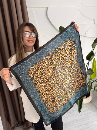 Mavi Siyah Leopar Desen Fular