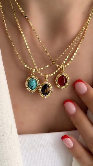 Oval Firuze Taş Detay Gold Petek Desen Kolye
