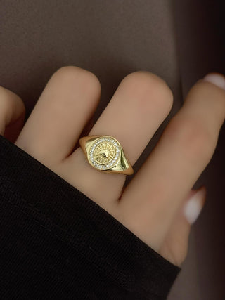 Gold Güneş Figürlü Yüzük