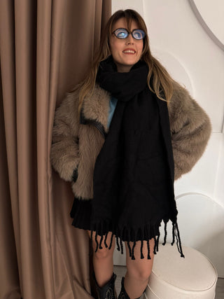 Siyah Peluş Pinterets Puf Şal