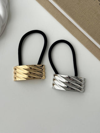 Çizgi Plaka Lastik At Kuyruğu Tokası