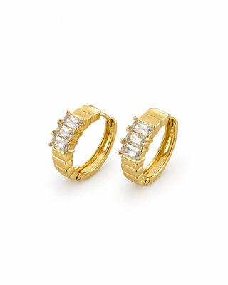 14K Gold Kare Taşlı Minimal Halka Küpe