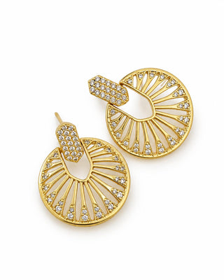 14K Gold Çizgi Yelpaze Form Küpe