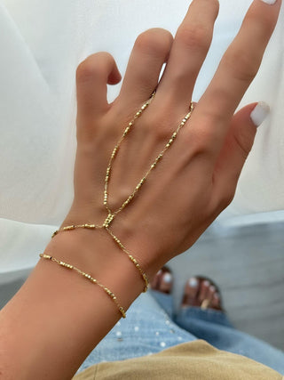Gold Kare Küp Boncuk Detay Şahmeran
