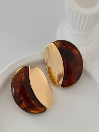 Marka Model Çift Renk Oval Küpe