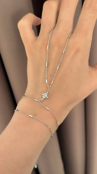Silver Oval Taşlı Şahmeran