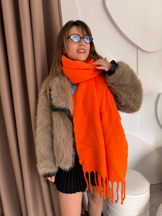 Turuncu Peluş Pinterets Puf Şal