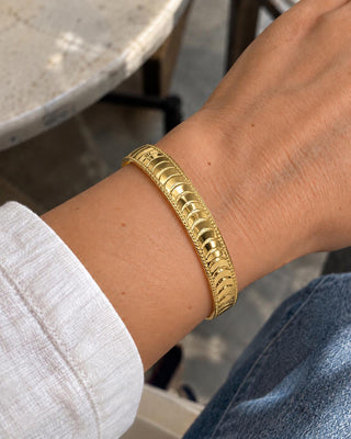 14K Gold Kenarları Desenli Pul Desen Bilezik