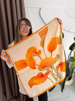 Turuncu Krem Çiçek Desen Fular