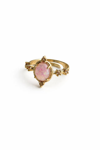 Gold Desenli Opal Taşlı Yüzük