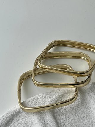 14K Kare Form Kelepçe