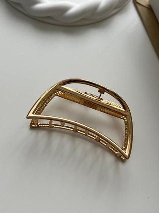 Metal Oval Mandal Toka