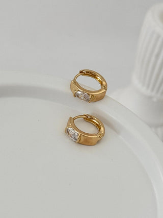 14K Gold Tektaş Detay Halka Küpe