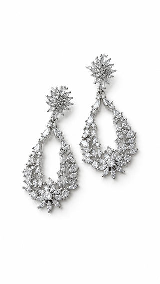 Çiçek Desen Silver Abiye Küpe