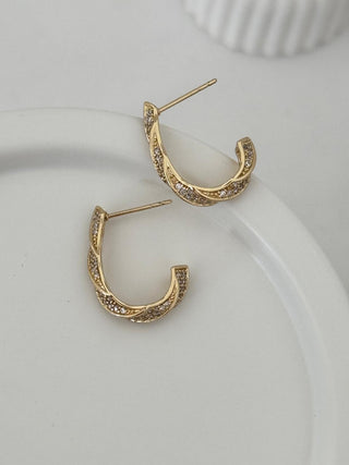 14K Gold Burgu Desen Taşlı Halka Küpe